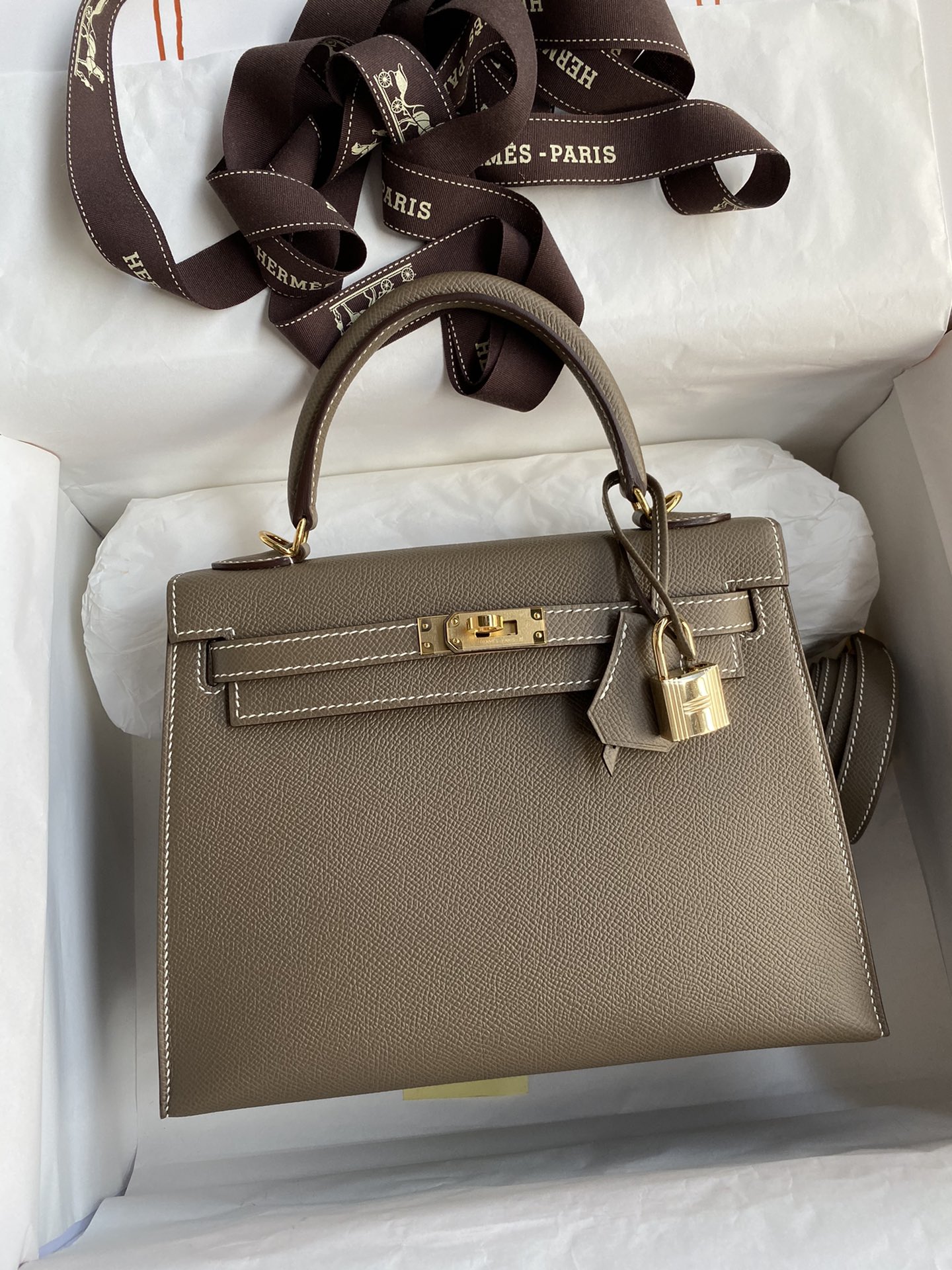 Hermes Kelly 25cm Handbag Shoulder Bag in Etoupe Epsom Leather